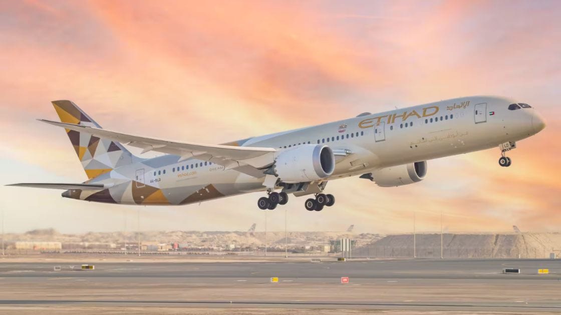 طيران الاتحاد في أبو ظبي يعلن عن 70 وظيفة شاغرة في عديد التخصصات 2025